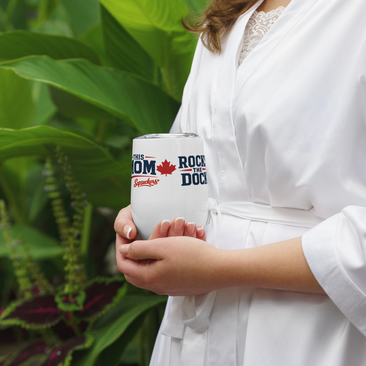 This Mom Rocks the Dock Wine Tumbler — front view — Sapsuckers® Canadian wine tumbler